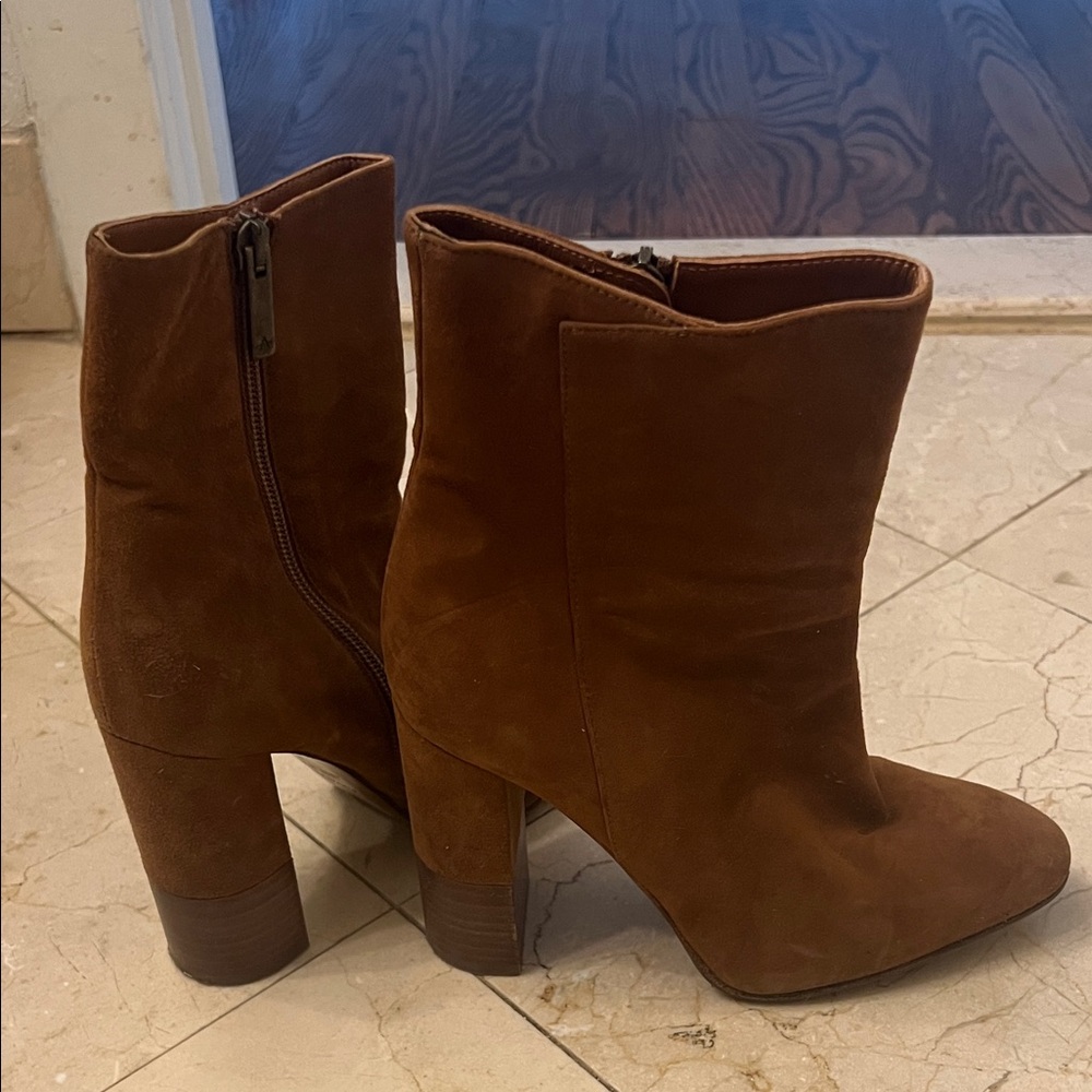 Aquatalia Brown Suede Ankle Boots, size 6